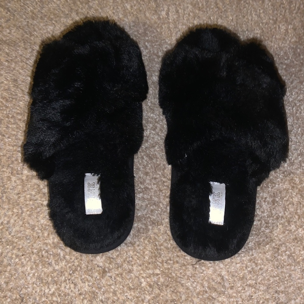 Victoria Secret Pink black slippers size M
